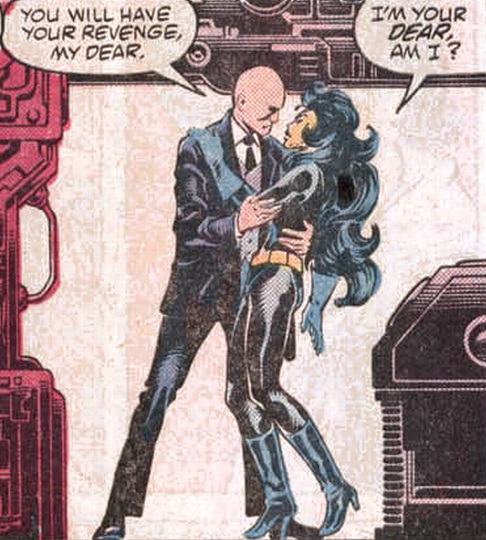 Интересные открытки с персонажем вселенной Marvel - Мадам Маска 